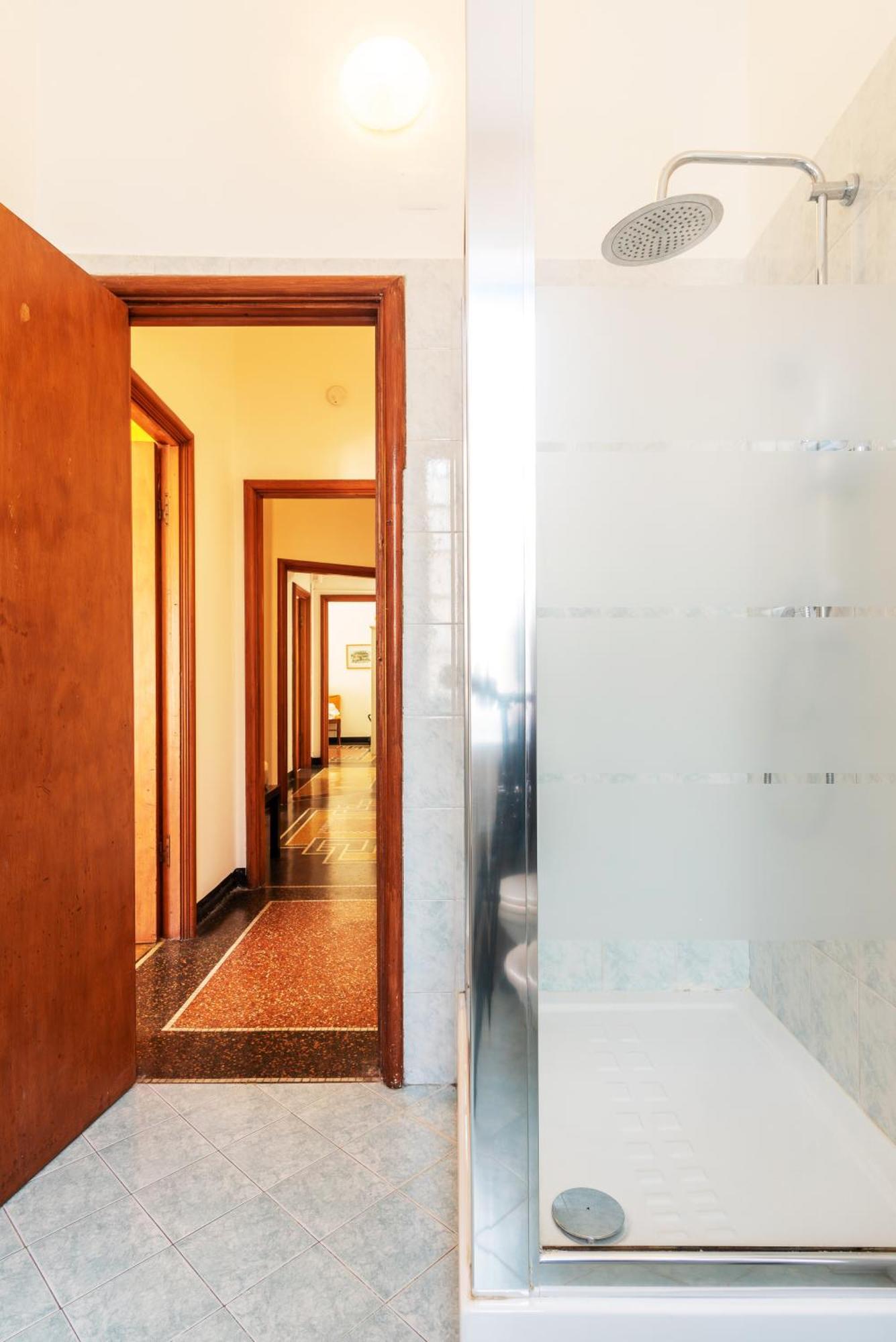 Decana Flexyrent Apartment Genoa Ngoại thất bức ảnh